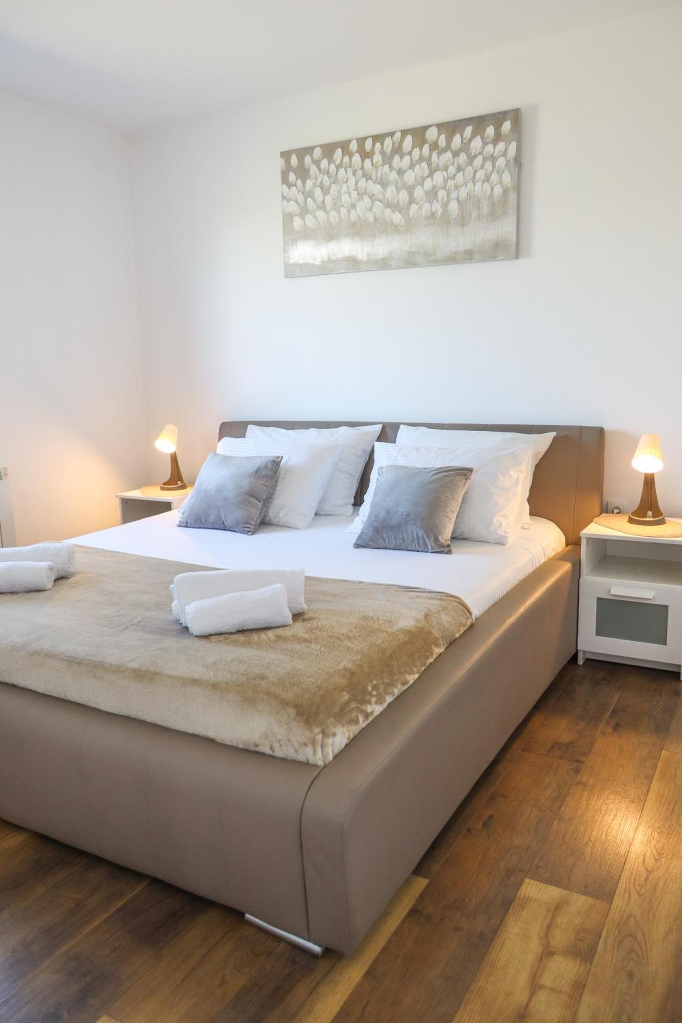 Airport Stay Apartments Surčin Dış mekan fotoğraf