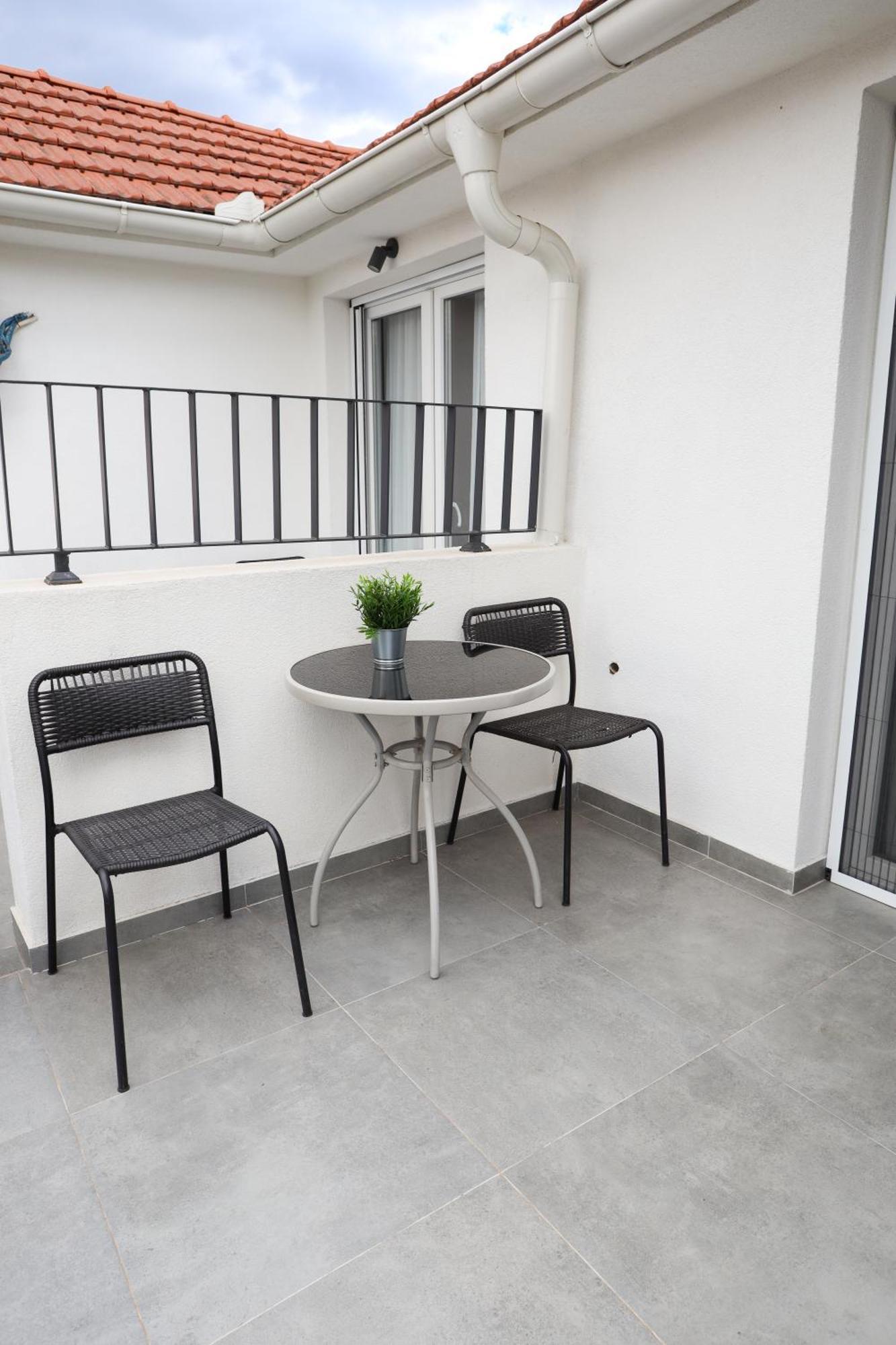 Airport Stay Apartments Surčin Dış mekan fotoğraf
